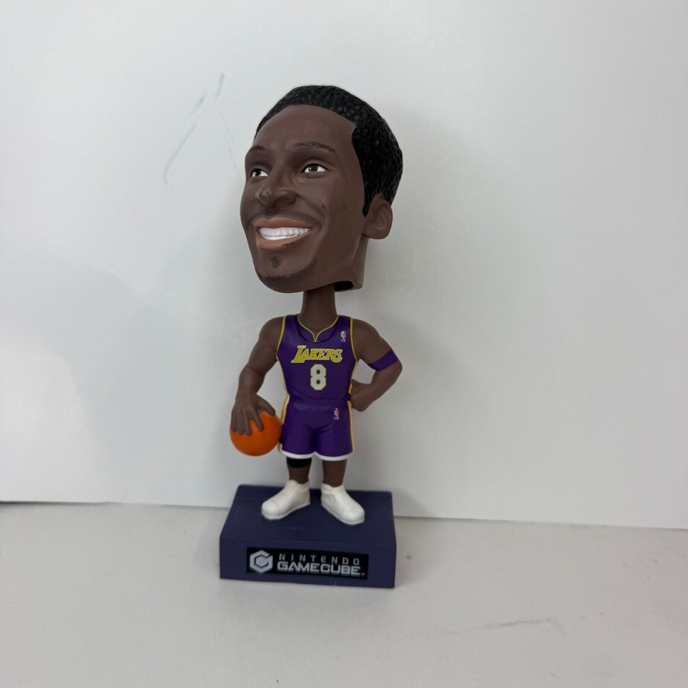Kobe‎ Bryant Lakers #8 Upper Deck 2001 Nintendo GameCube Bobblehead Figure 7"